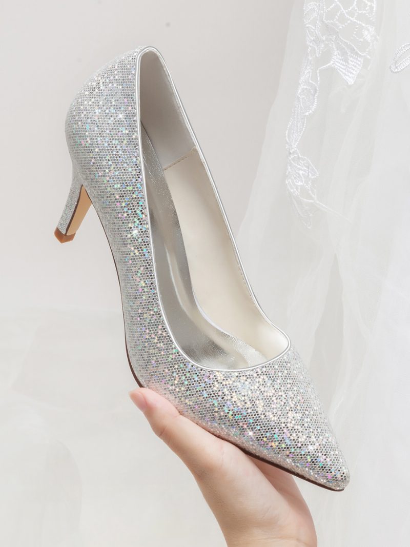 Silberne Hochzeitsschuhe Für Damen Mit Glitzerndem Spitzem Zehenbereich Und Kitten-heel-brautpumps - Silber