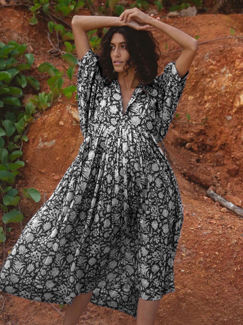 Damen-boho-kleid Mit Halben Ärmeln Bedrucktes Übergroßes Plissiertes Sommerkleid - Schwarz