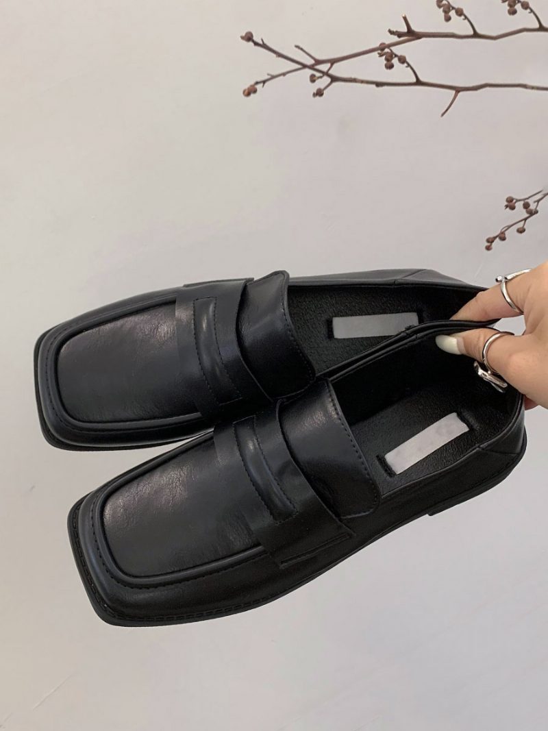 Flache Damen-loafer Aus Pu-leder - Schwarz