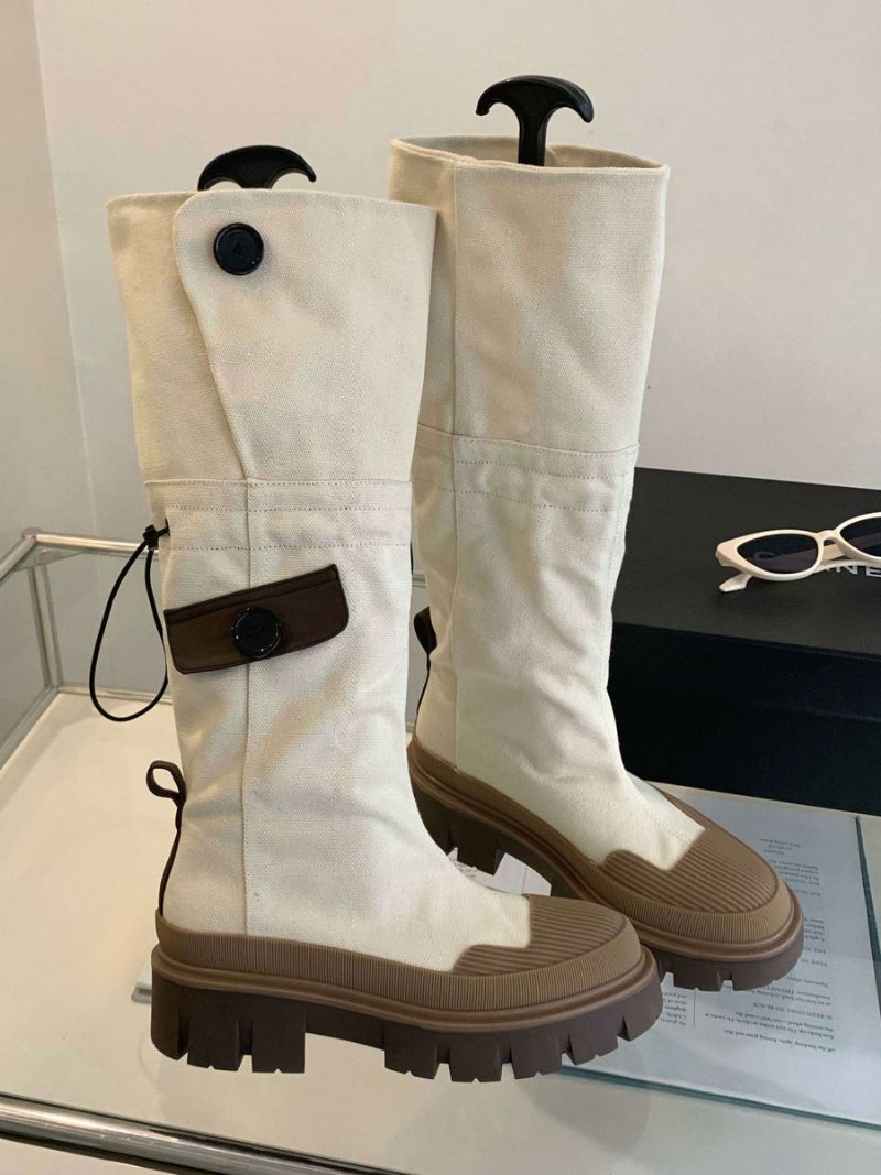 Schicke Kniehohe Stiefel Mit Klobigem Absatz Für Damen - Beige