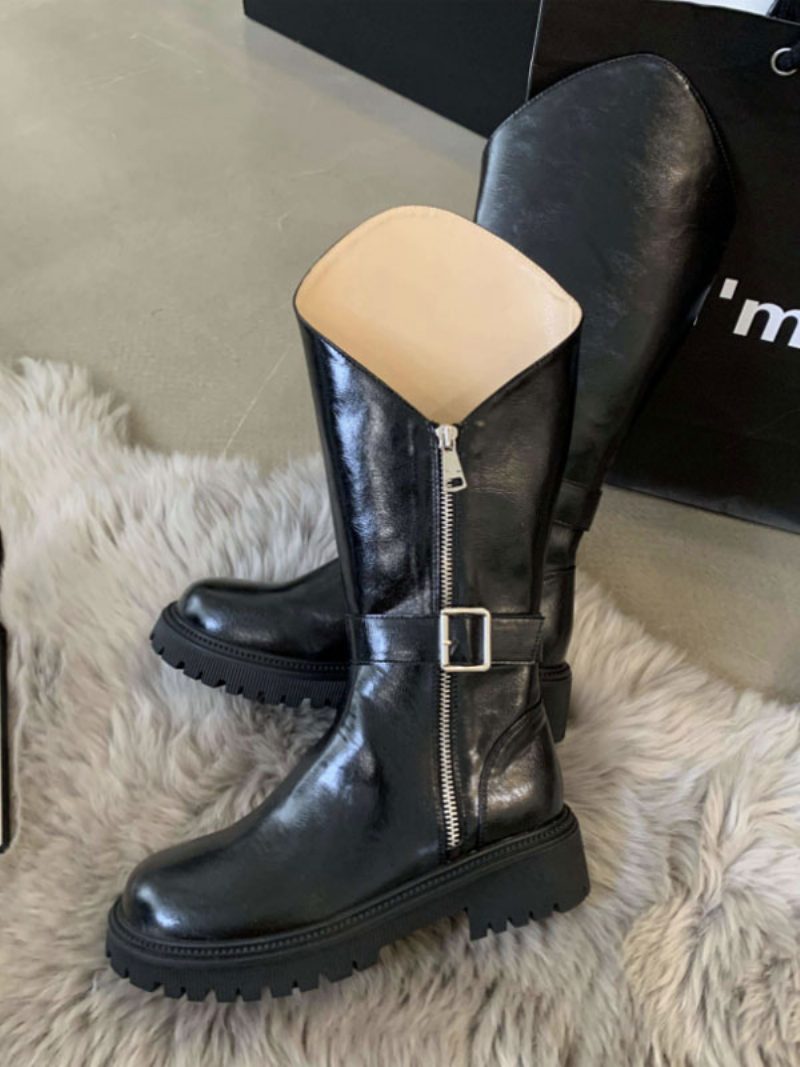 Schwarze Flache Stiefel Für Damen Mit Schnalle Runder Zehenpartie Und Mittelhoher Wade