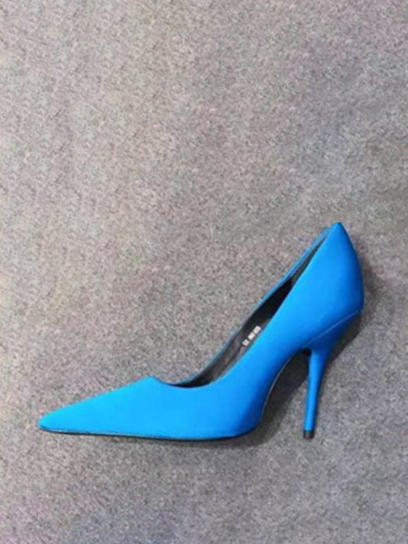 Damen-pumps Mit Hohen Absätzen Aus Satin Lila Spitzer Zehenpartie Und Stiletto-absatz - Blau