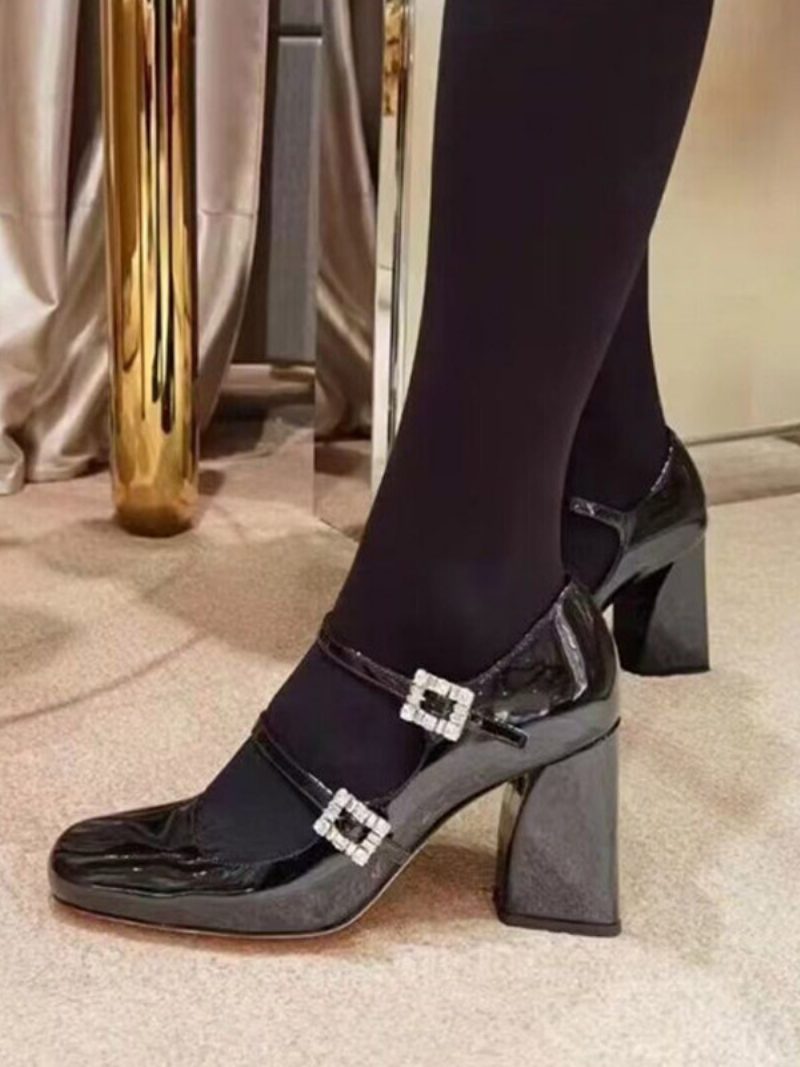 Damen-vintage-schuhe Aus Schwarzem Lackleder Mit Eckigem Zehenbereich Zum Schnüren - Schwarz